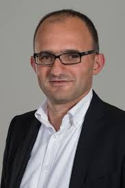iseni3.jpg